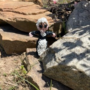 rainbowloom 3D female pilgrim